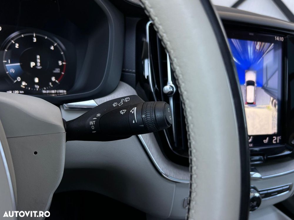 Volvo XC 60 - 27