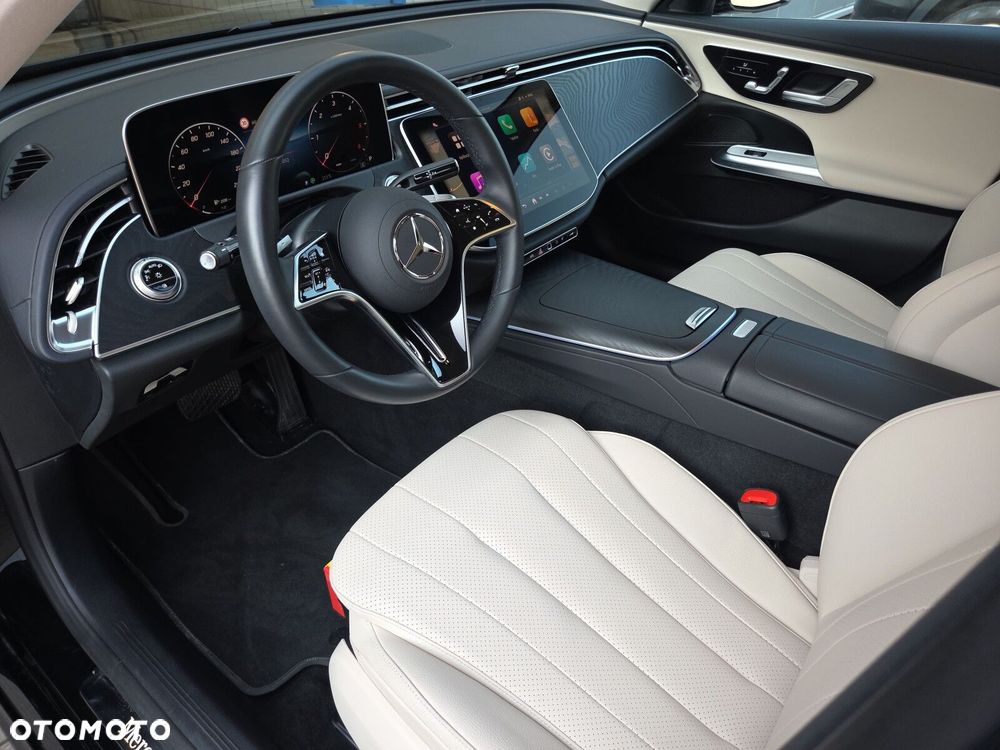 Mercedes-Benz Klasa E 220 d mHEV 4-Matic Avantgarde 9G-Tronic - 10