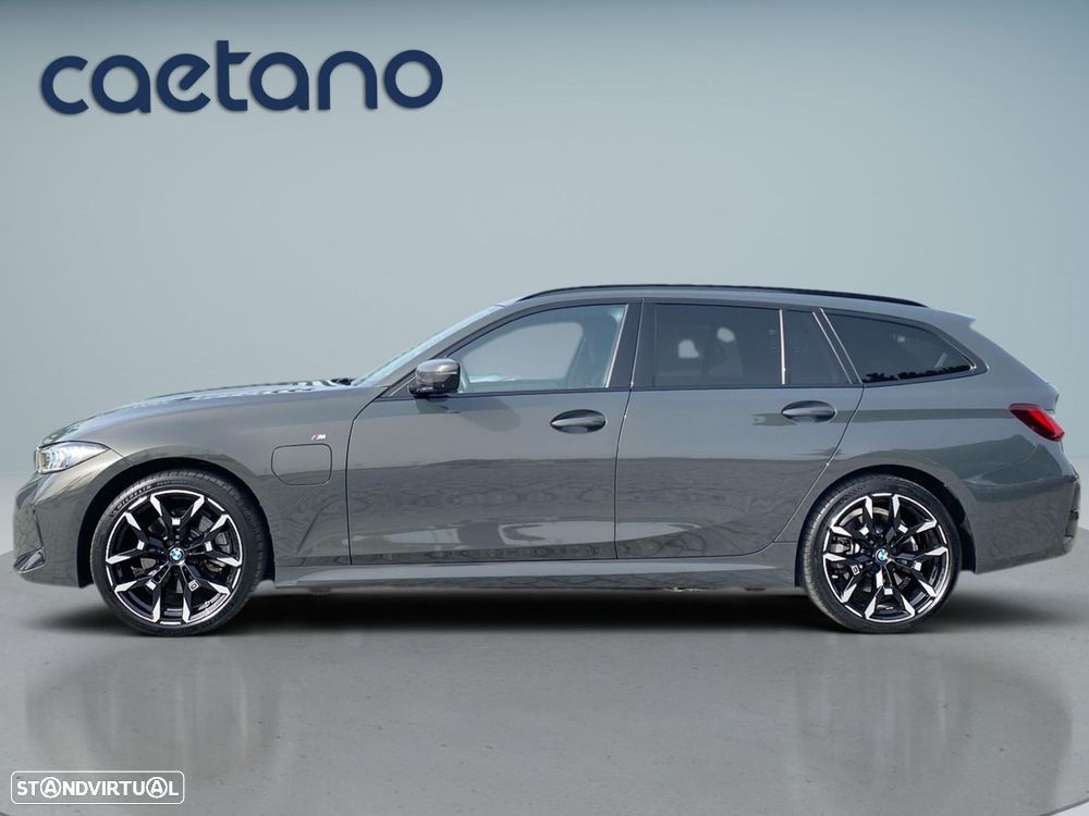 BMW 330 e Pack Desportivo M Auto - 29