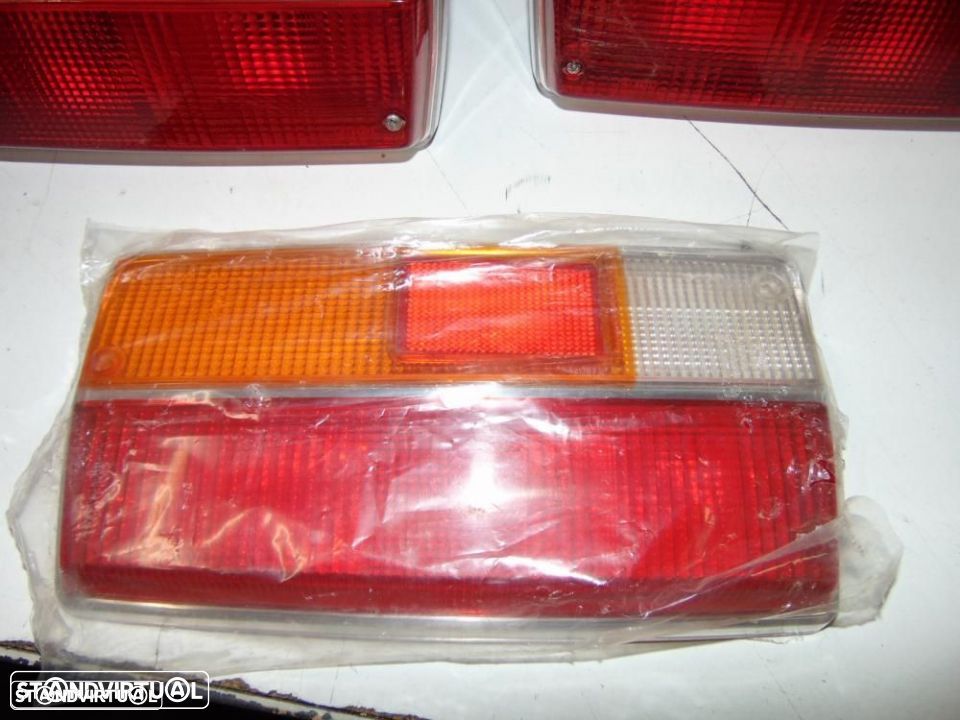 Peugeot 304 farolins trás - 4