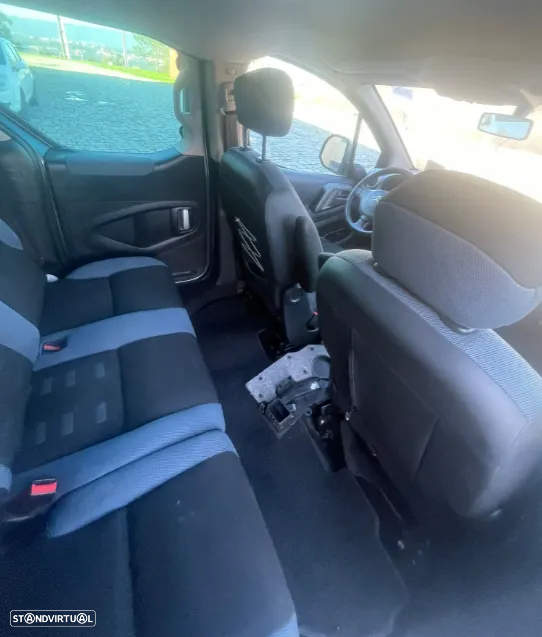 Bancos Citroen Berlingo/Peugeot Partner  2013 5 Lugares - 3