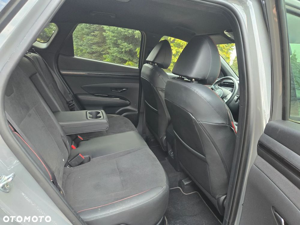 Hyundai Tucson 1.6 T-GDi HEV Executive N Line 2WD - 16