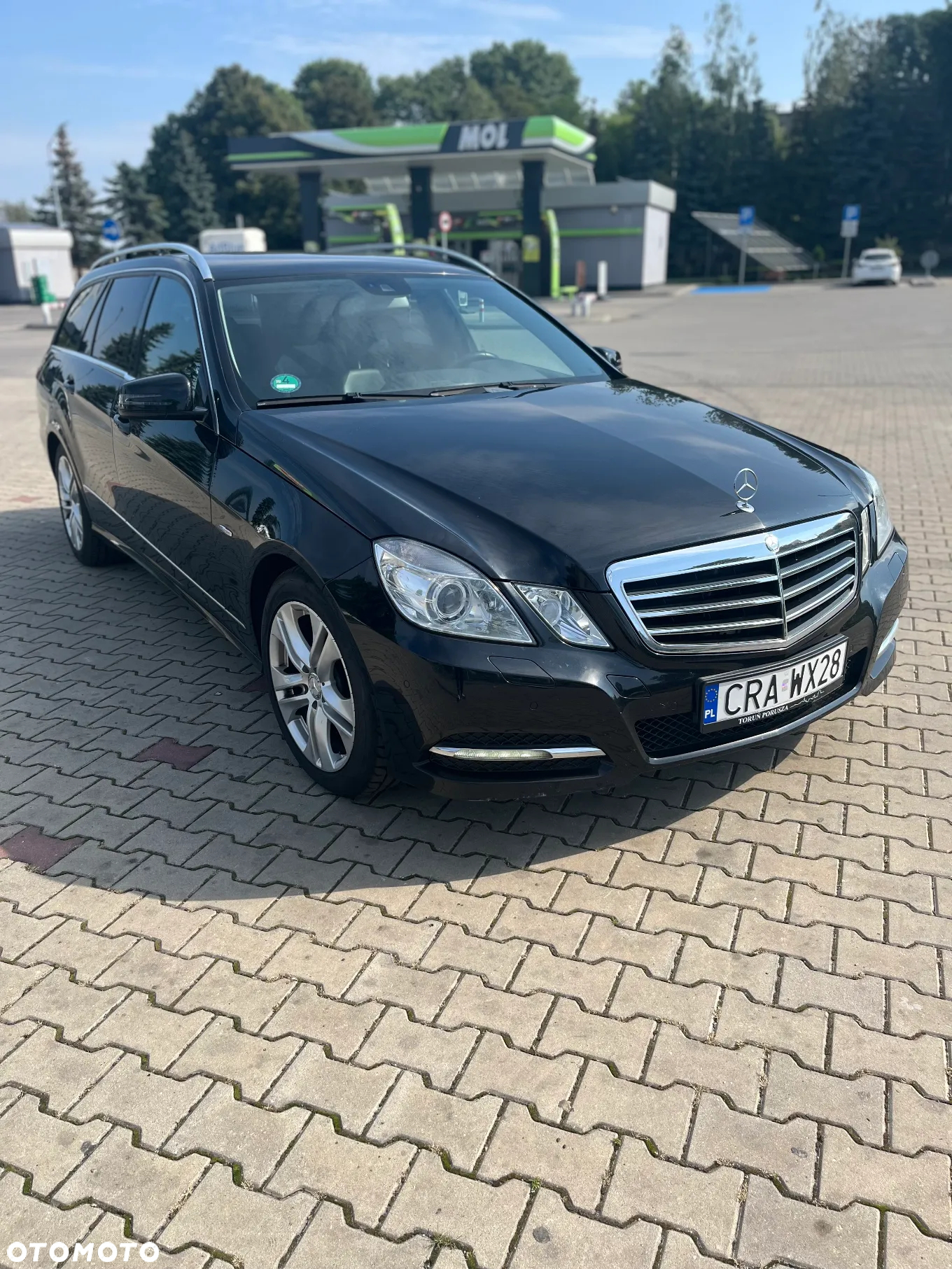 Mercedes-Benz Klasa E 220 T CDI DPF BlueEFFICIENCY Automatik Avantgarde - 13