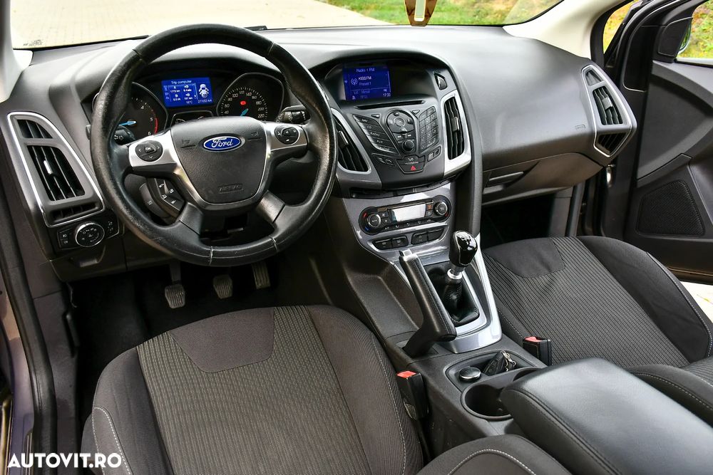 Ford Focus 1.6 TDCI DPF Titanium - 19
