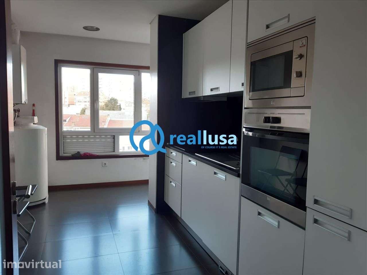 Apartamento T1 c/ garagem Bonfim Porto - Grande imagem: 4/10