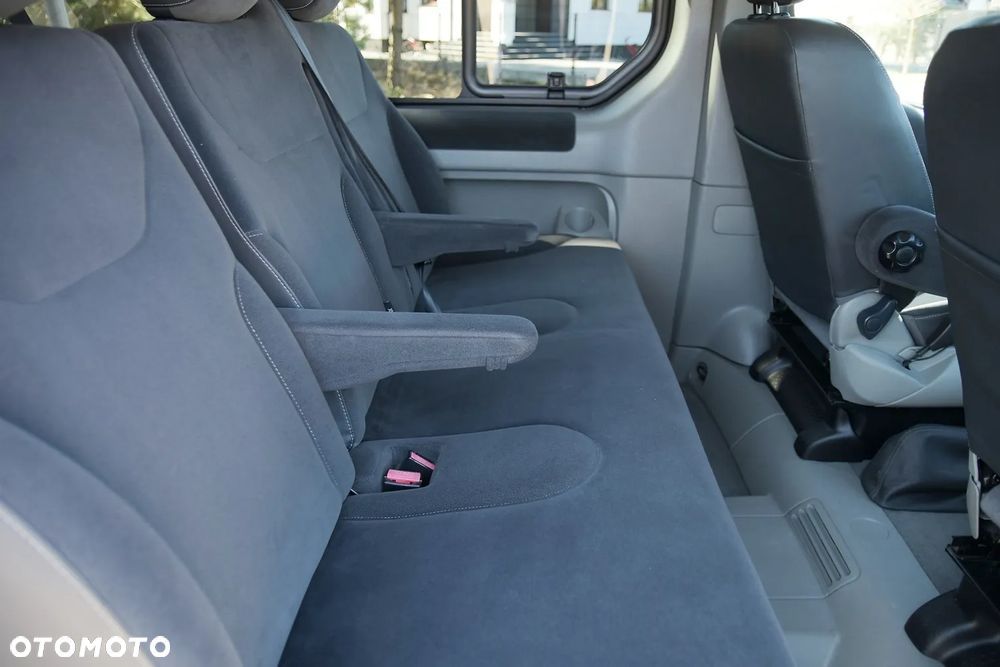 Renault Trafic FAP Grand Passenger Black Edition - 21