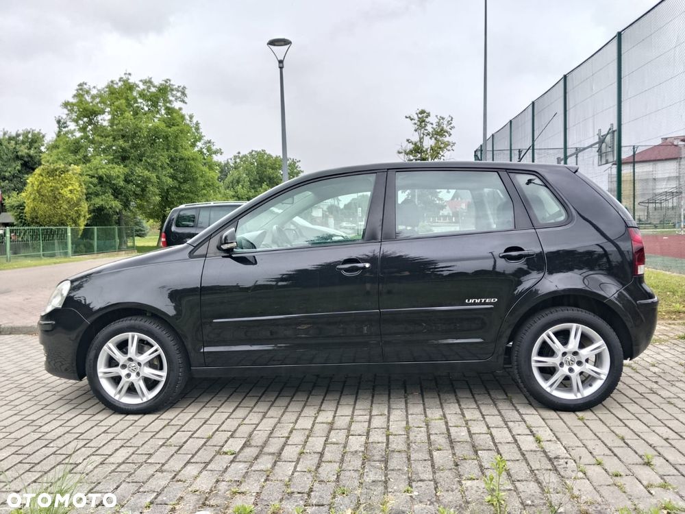 Volkswagen Polo 1.4 16V Trendline - 8