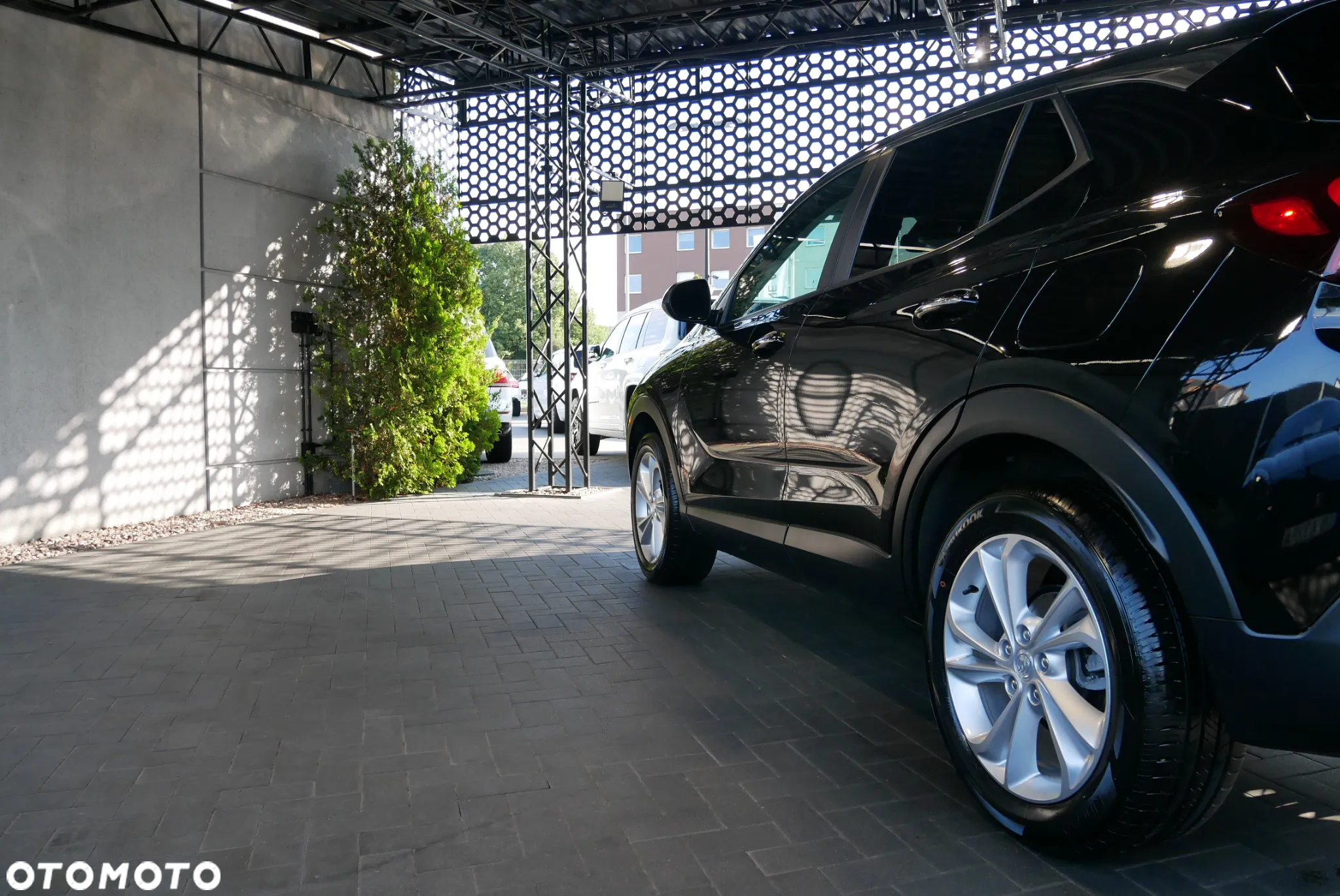 Buick Encore - 35