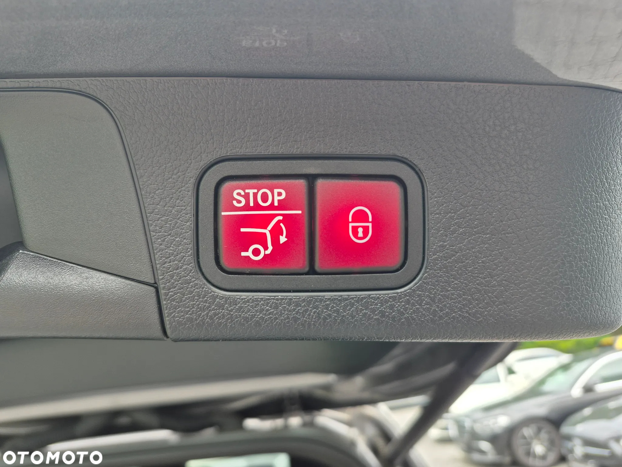 Mercedes-Benz GLB 200 Progressive 7G-DCT - 27