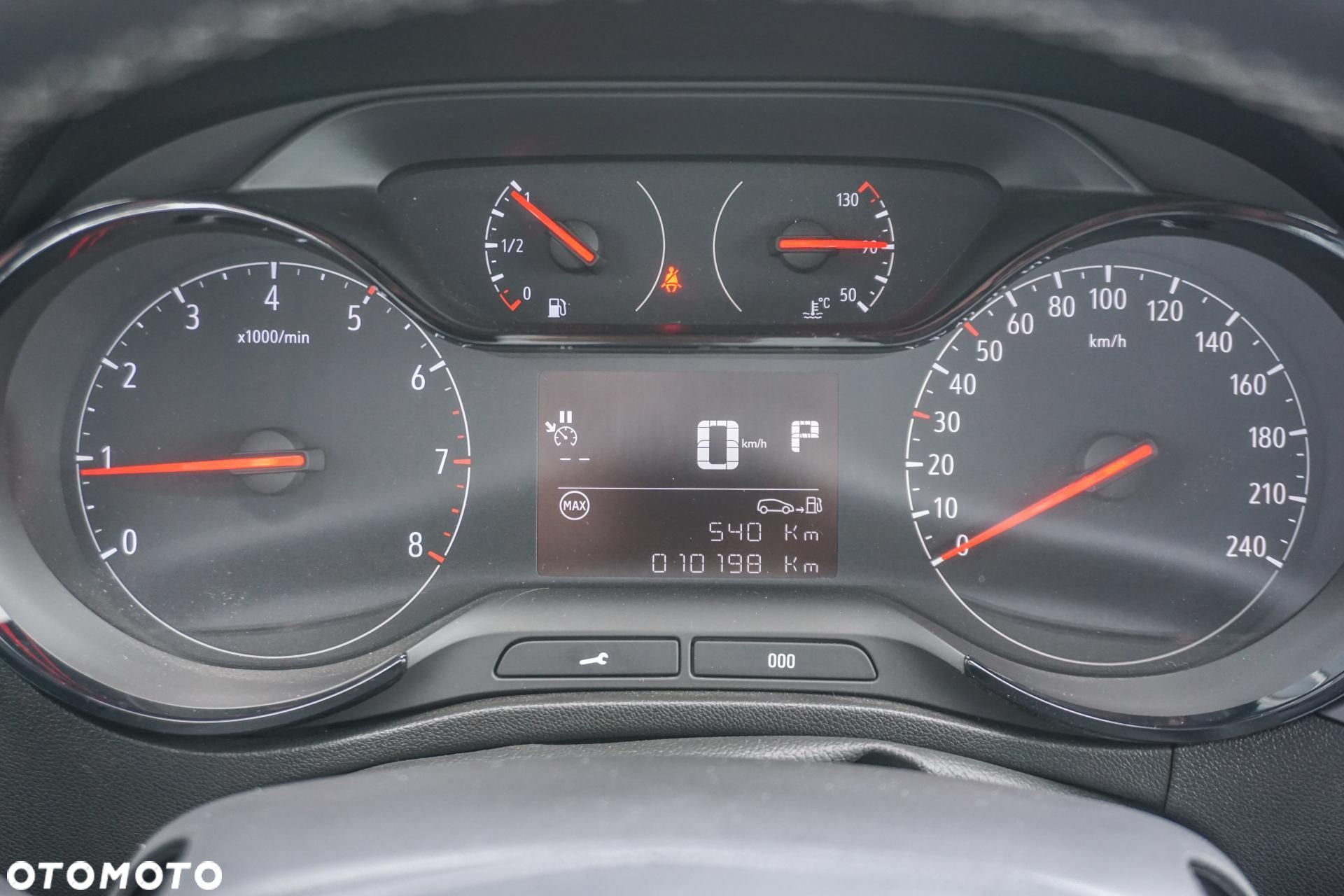 Opel Crossland - 24