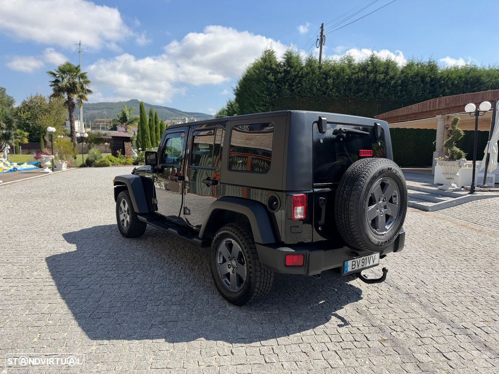 Jeep Wrangler - 11
