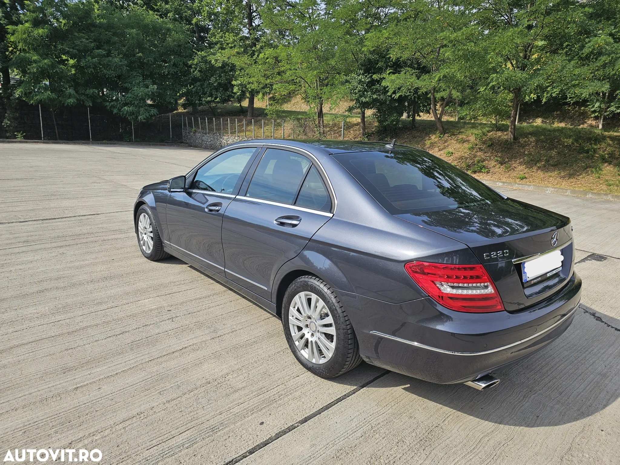 Mercedes-Benz C 220 CDI DPF (BlueEFFICIENCY) 7G-TRONIC Elegance - 6