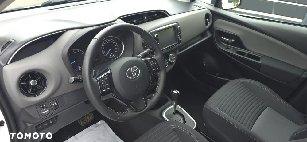 Toyota Yaris 1.5 VVT-iE Comfort - 28