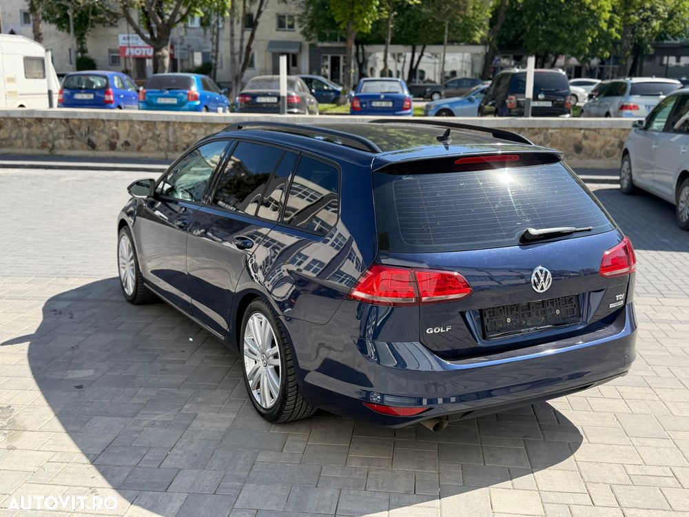 Volkswagen Golf 1.6 TDI DPF DSG BlueMotion Technology Comfortline - 4