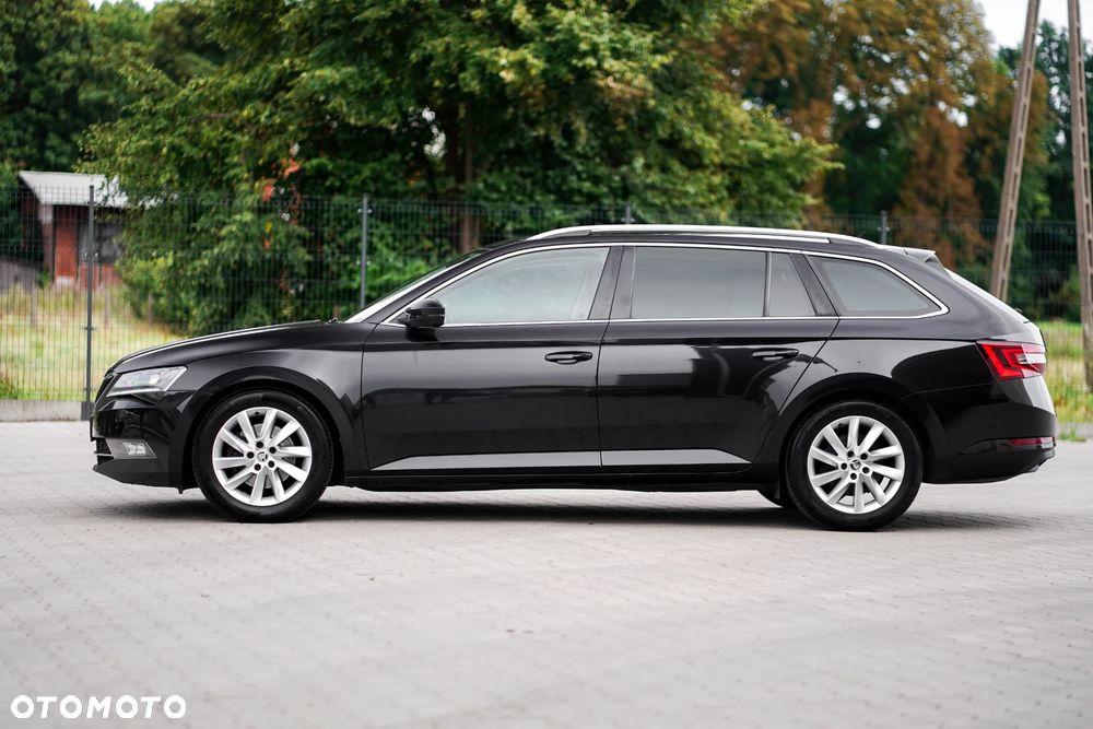 Skoda Superb 2.0 TDI Ambition - 12