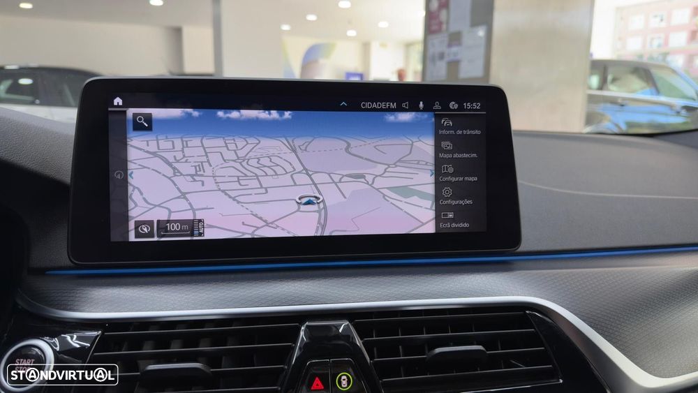 BMW 530 e Pack Desportivo M - 36