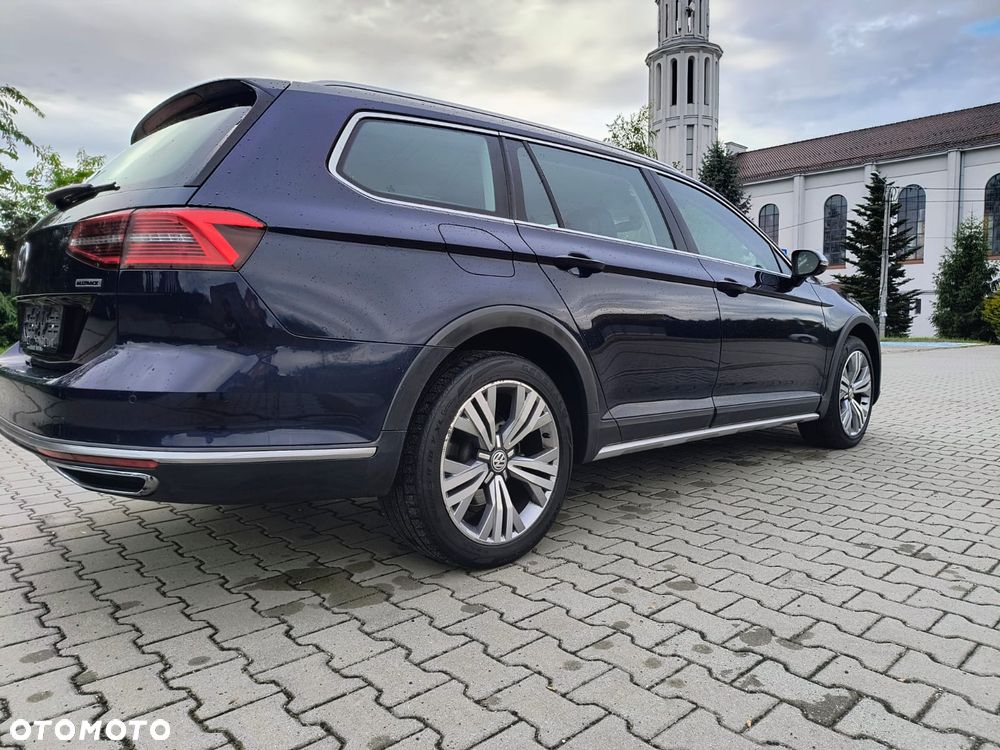 Volkswagen Passat - 14
