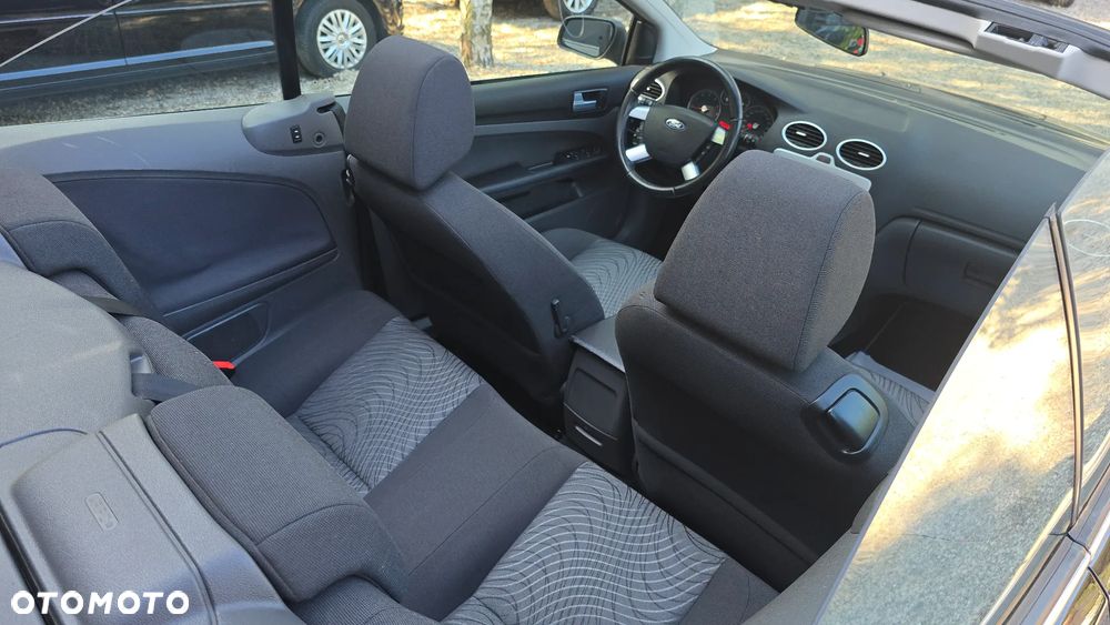 Ford Focus 1.6 16V Style - 10