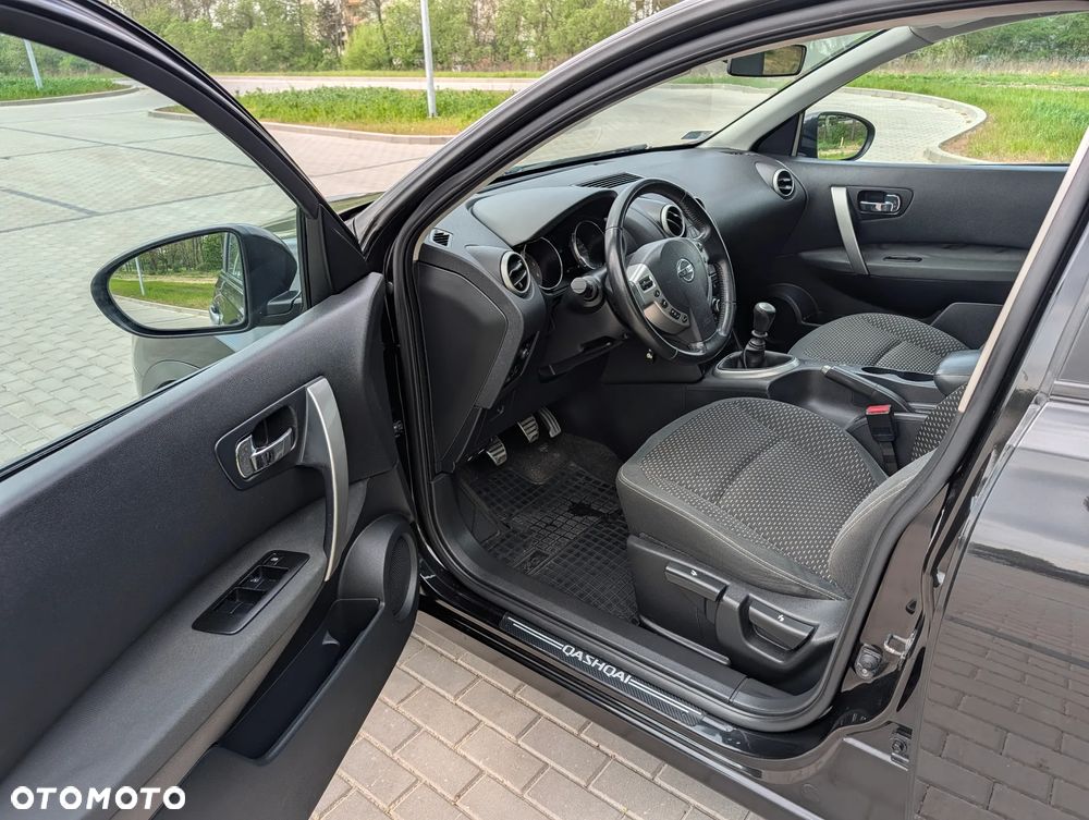 Nissan Qashqai 1.5 dCi DPF tekna - 14
