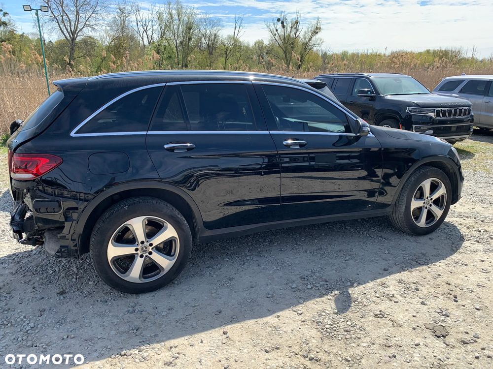 Mercedes-Benz GLC 300 4Matic 9G-TRONIC - 4