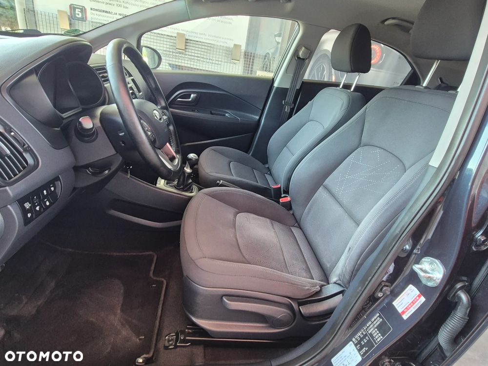 Kia Rio 1.2 Business Line - 25