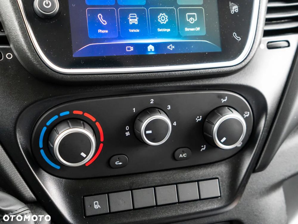 Iveco Daily 35S18HD doka ze skrzynią fabryczną - 19