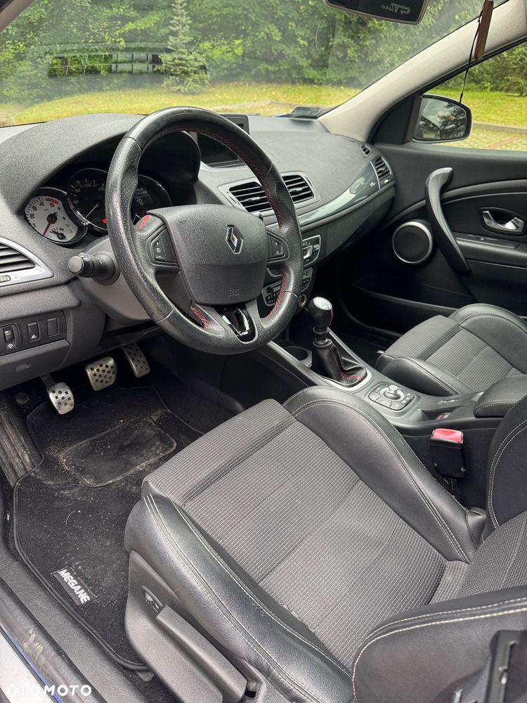 Renault Megane - 11