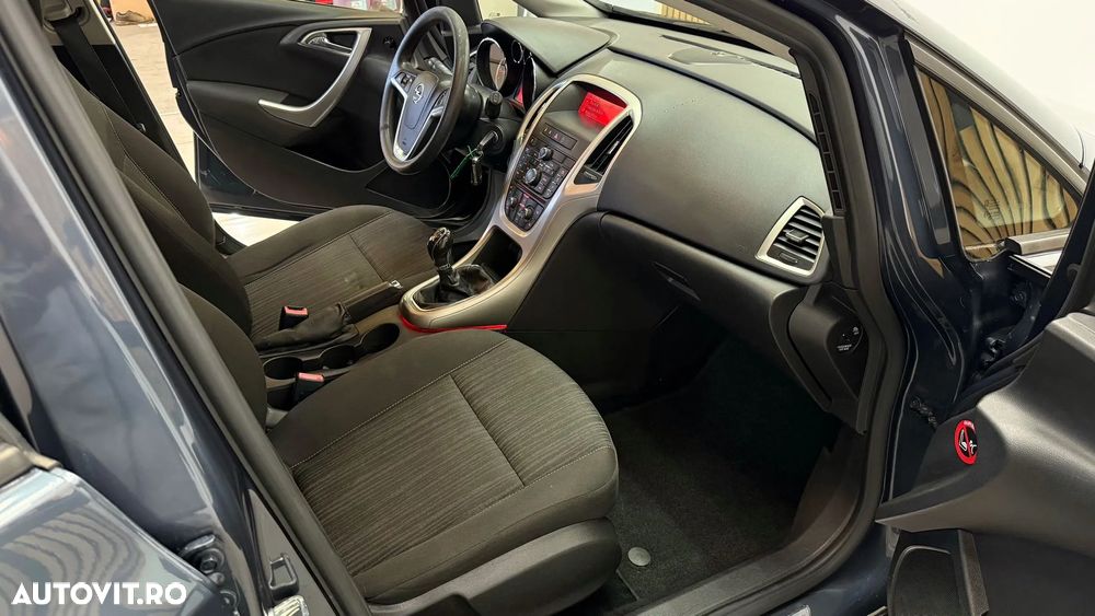 Opel Astra - 8