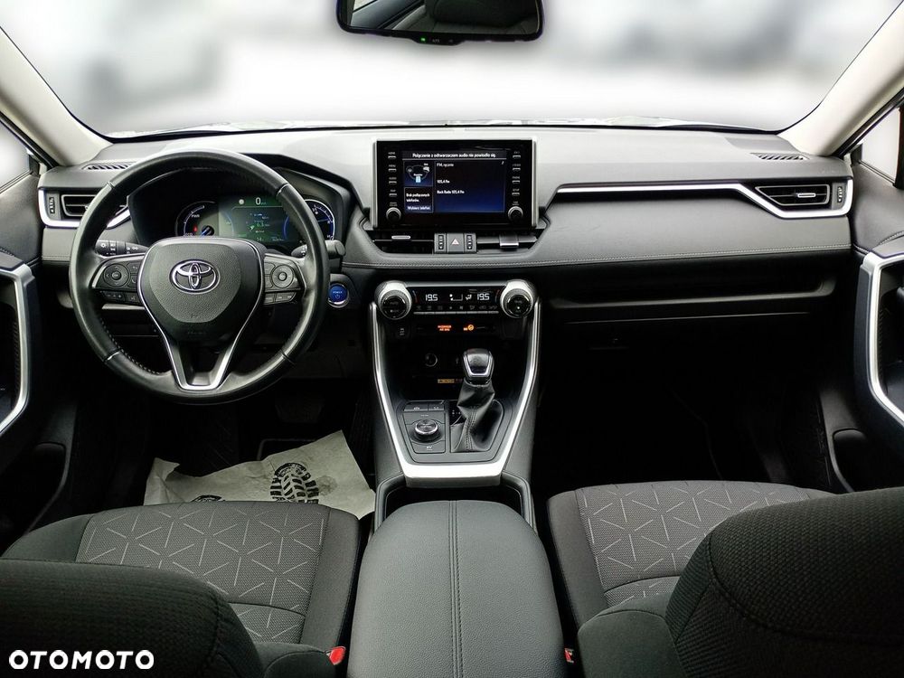 Toyota RAV4 - 11
