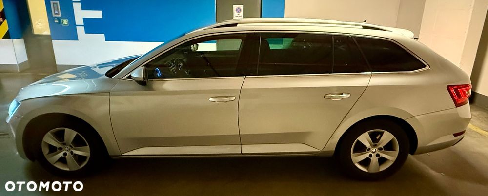 Skoda Superb 1.8 TSI Ambition DSG - 4