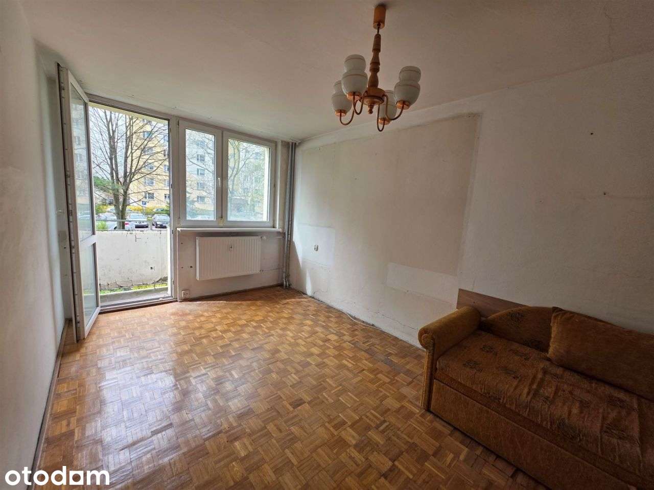 2 pokoje na parterze, Młodych