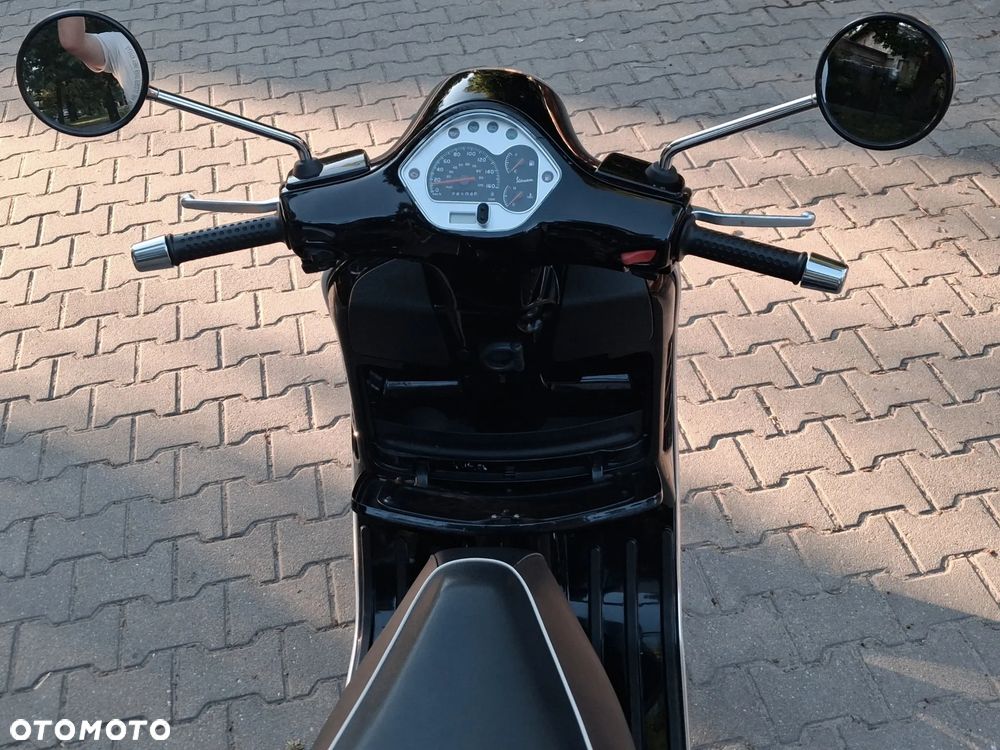 Vespa GTS - 8