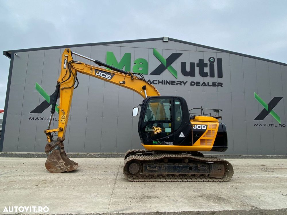 JCB JS130 Excavator - 2