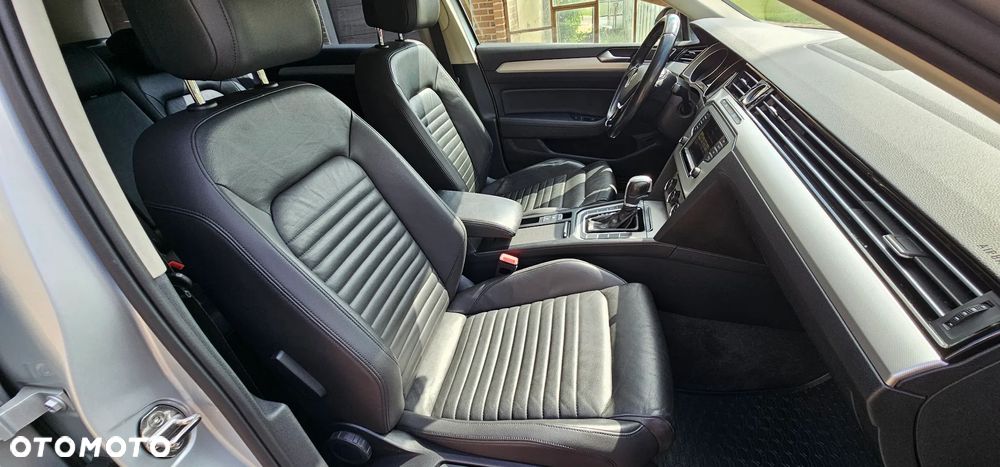 Volkswagen Passat 2.0 TDI BMT Highline DSG - 17