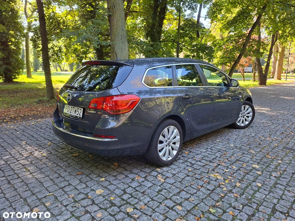 Opel Astra 1.4 T Cosmo - 5