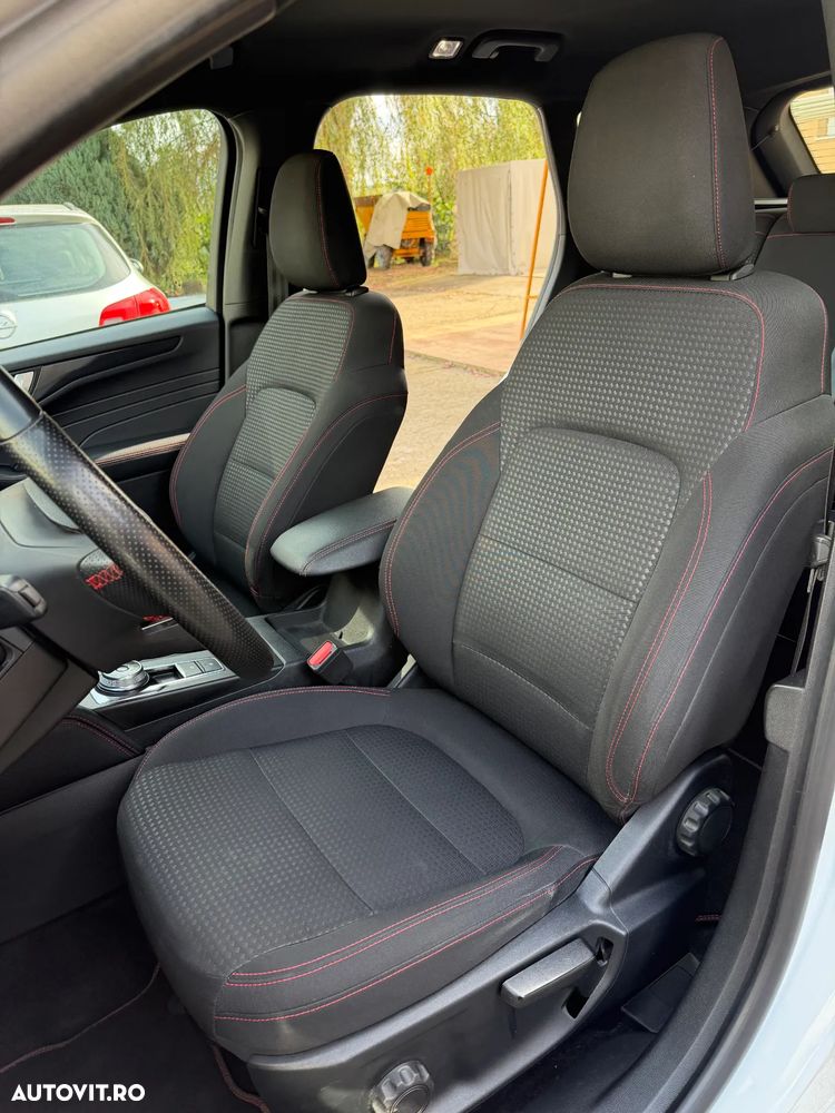 Ford Kuga 2.5 Duratec FHEV ST-LINE - 8