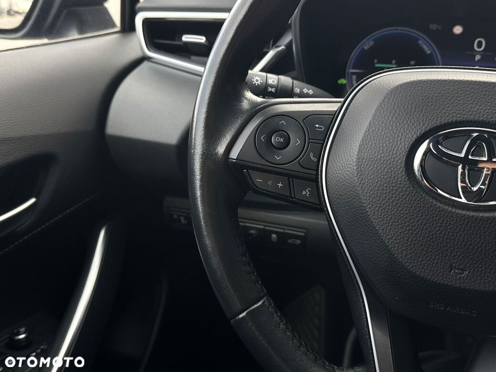 Toyota Corolla 1.8 Hybrid Style - 18