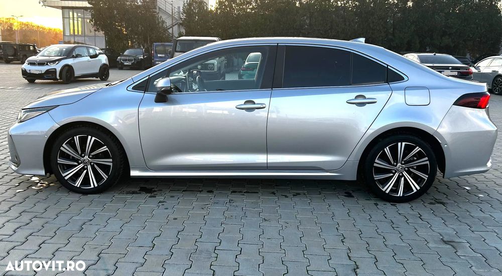 Toyota Corolla 1.8 HSD Exclusive interior Negru - 7