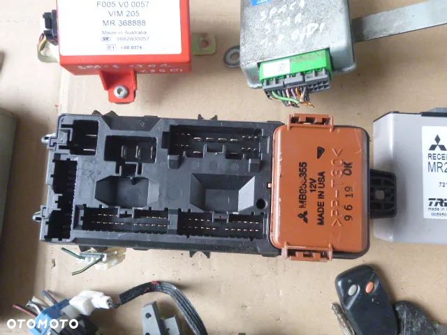 ZESTAW STARTOWY MITSUBISHI SPACE STAR 1.8 GDI MD362115 - 22