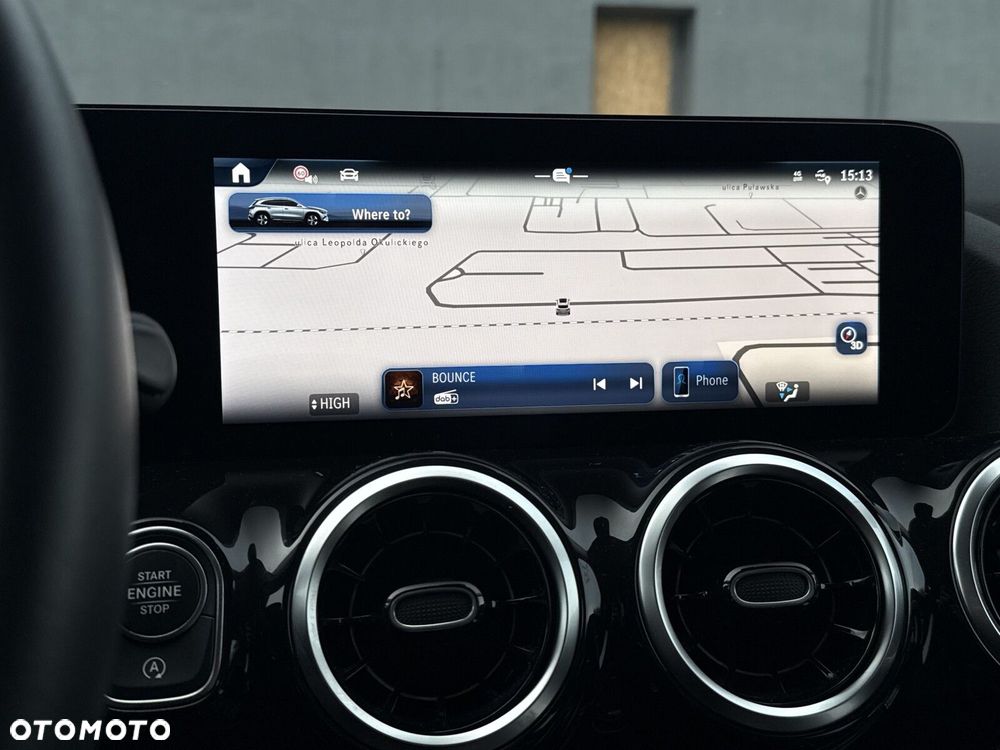 Mercedes-Benz GLA - 27