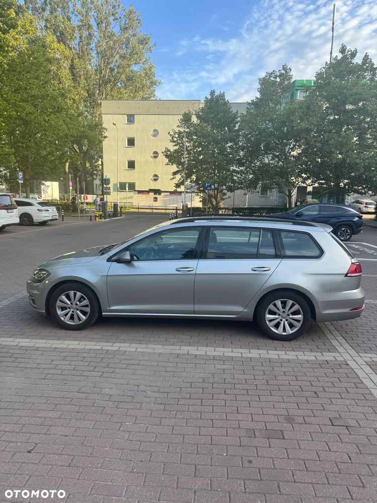 Volkswagen Golf 1.5 TSI BMT Evo Comfortline - 4
