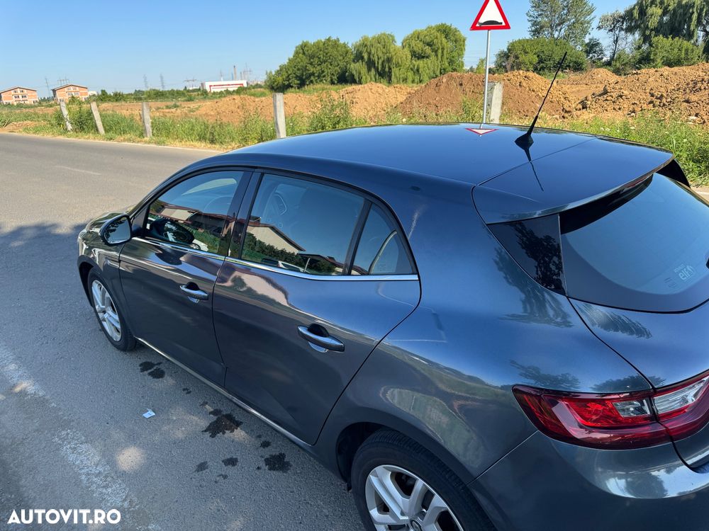Renault Megane ENERGY dCi EDC Intens - 11