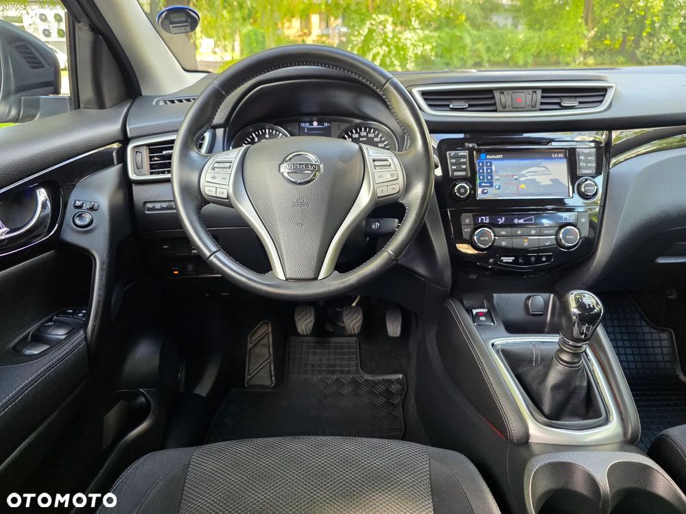Nissan Qashqai 1.6 DIG-T N-Connecta - 24