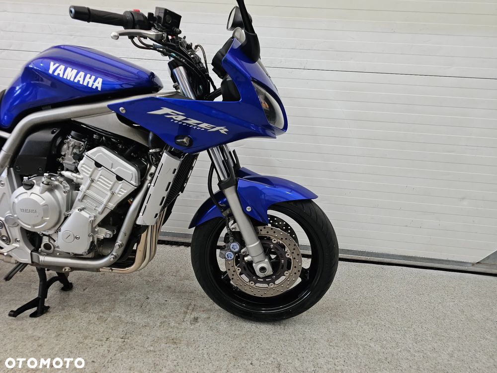 Yamaha FZS - 7