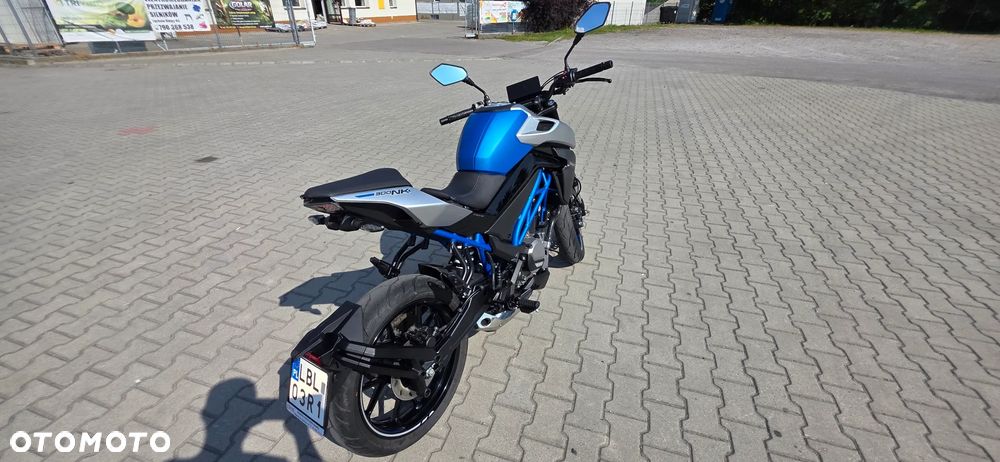 CFMoto 300NK - 9