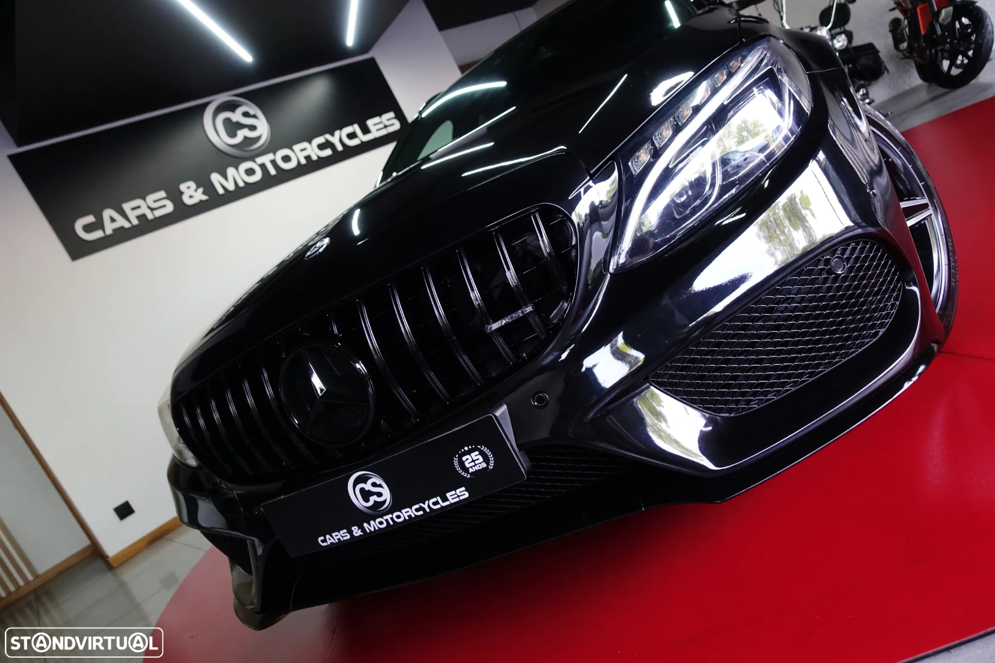 Mercedes-Benz C 300 h AMG Line - 10