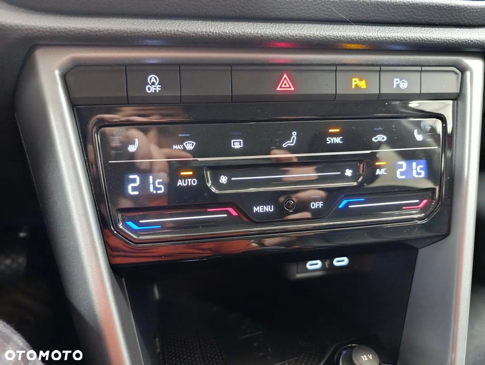 Volkswagen T-Roc 1.0 TSI Life - 24