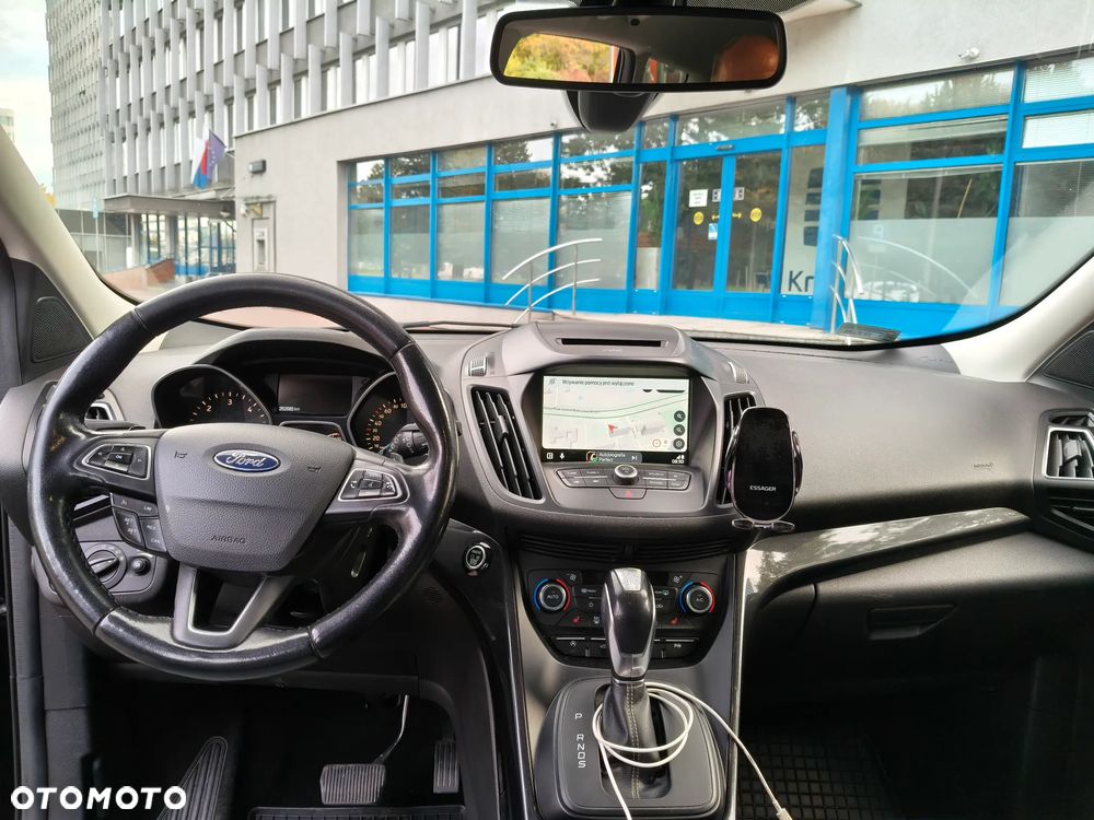 Ford Kuga - 11