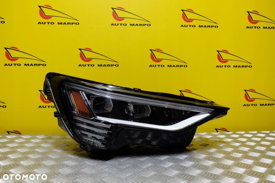 AUDI E-TRON 2018- REFLEKTOR LAMPA FULL LED PRAWA USA - 2