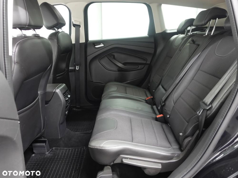 Ford Kuga 1.6 EcoBoost 2x4 Titanium - 21